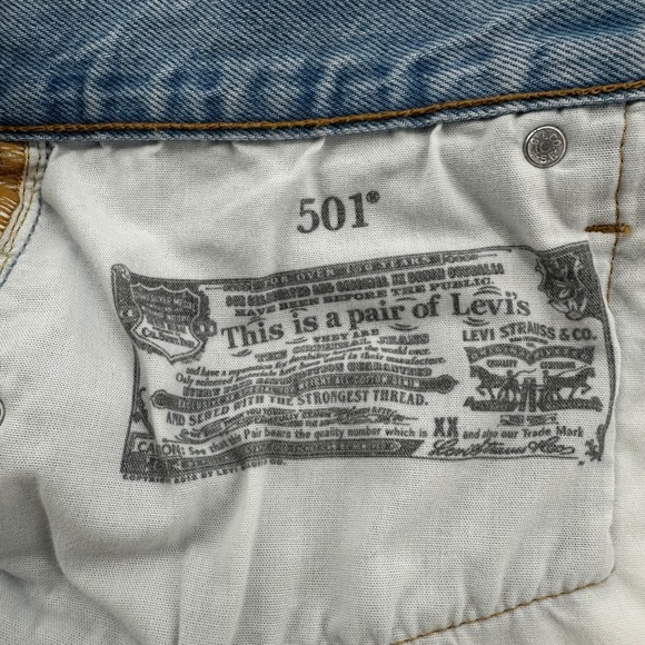 Levi's 501 High Rise Distressed Ripped Denim Jean Shorts Women's size 30 - Picture 6 of 11